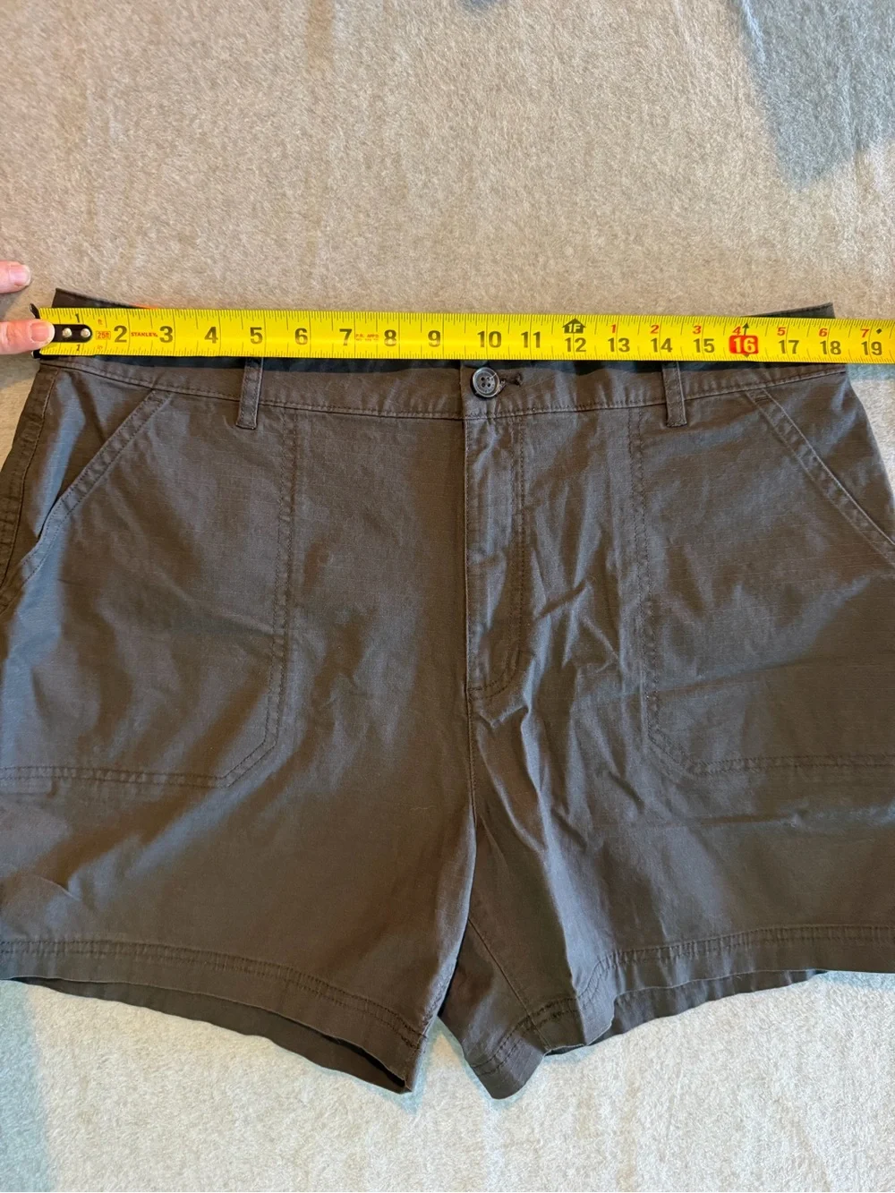 Eddie Bauer Ripstop Shorts Women’s 16 Dark Gray Hiking Outdoor Gorpcore NWT